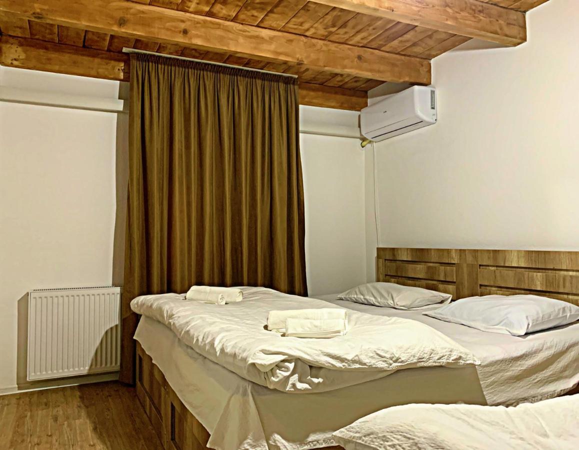Old City Hotel 库塔伊西 外观 照片